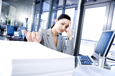 如何判斷是否存在勞動(dòng)關(guān)系？